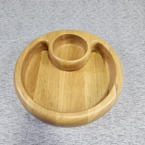 Crate & Barrel Beechwood Chip Dip Bowl Party Holiday Serving Dish Appetizer Tray